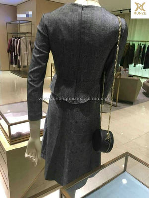 Polyester Yarn Dyed Fabric for Fashionable Women's Suits in Woven Technics